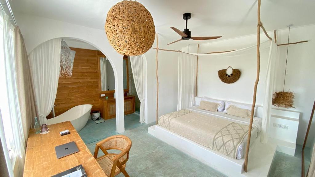 Guru Canggu Art Hotel Guru Canggu Art Hotel