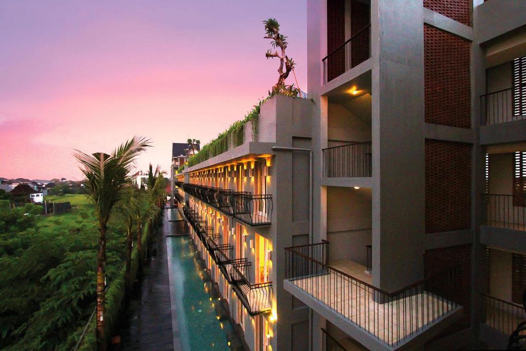 FRii Bali Echo Beach FRii Bali Echo Beach