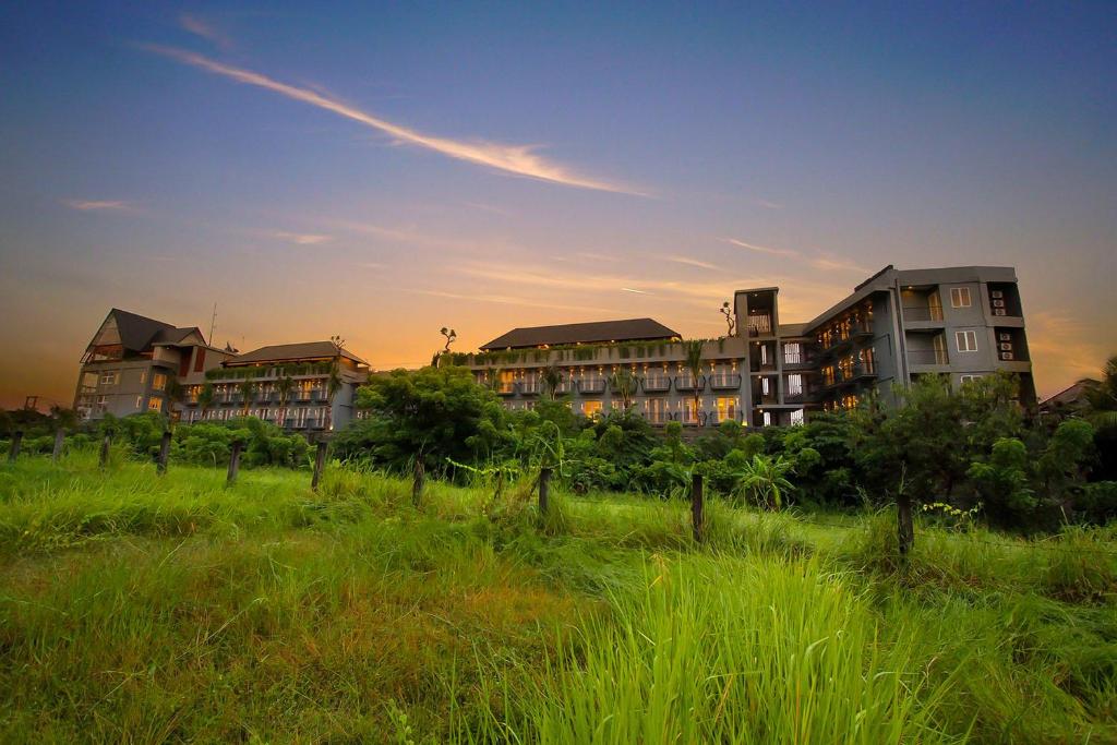 FRii Bali Echo Beach FRii Bali Echo Beach