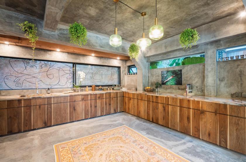 The Corduroy Hotel
