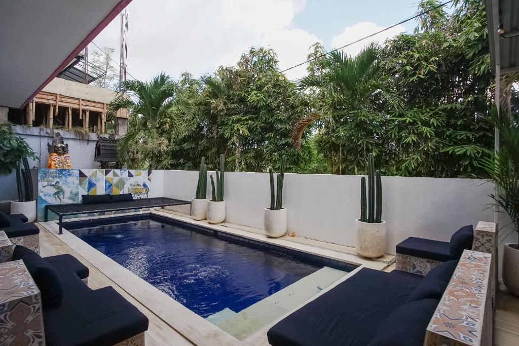 Margarita Surf Hostel Canggu