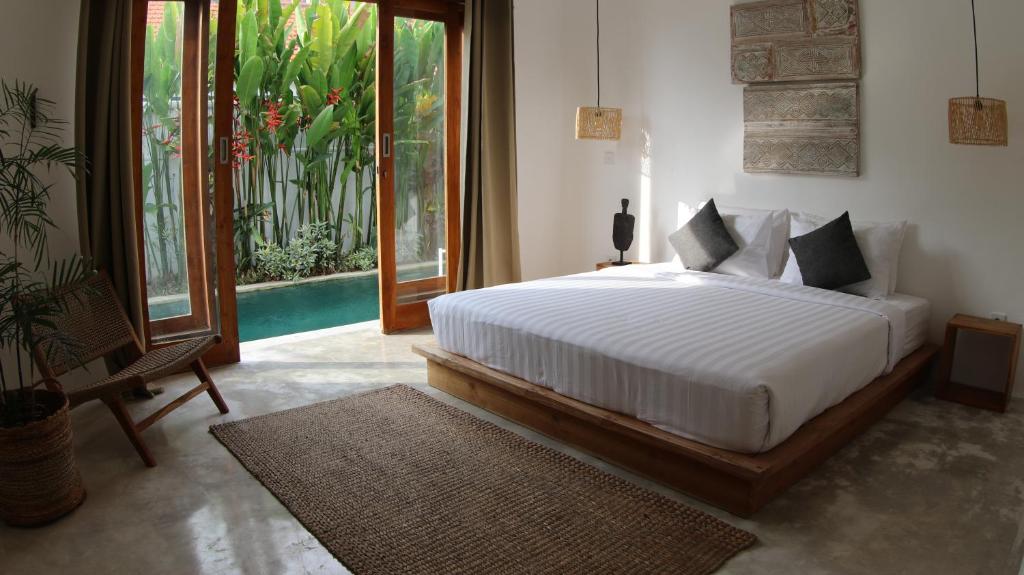 The Laut Bali- Design Villa Rice Field View Pool