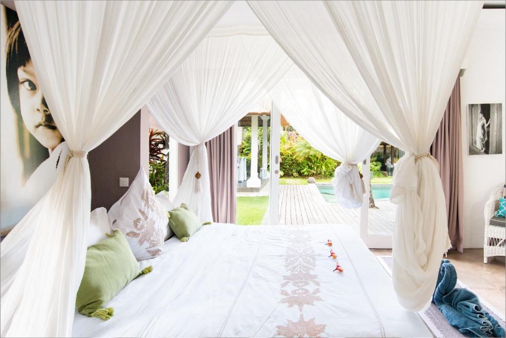 Villa Bliss a Paradise of Three Independent Villas