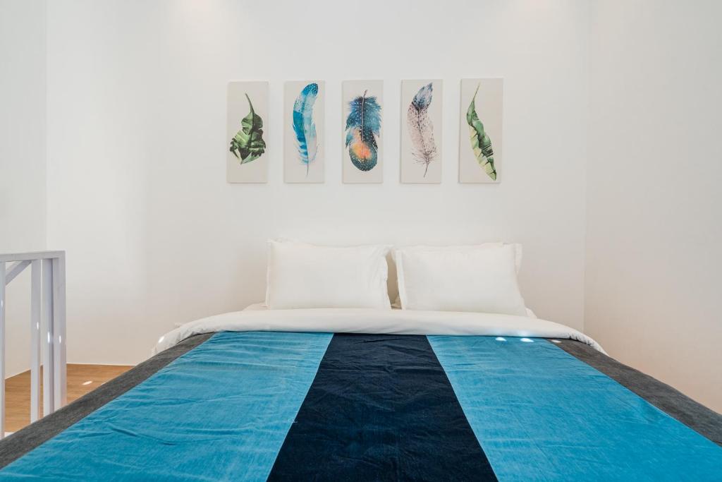 The Blue Loft Canggu - free scooter use