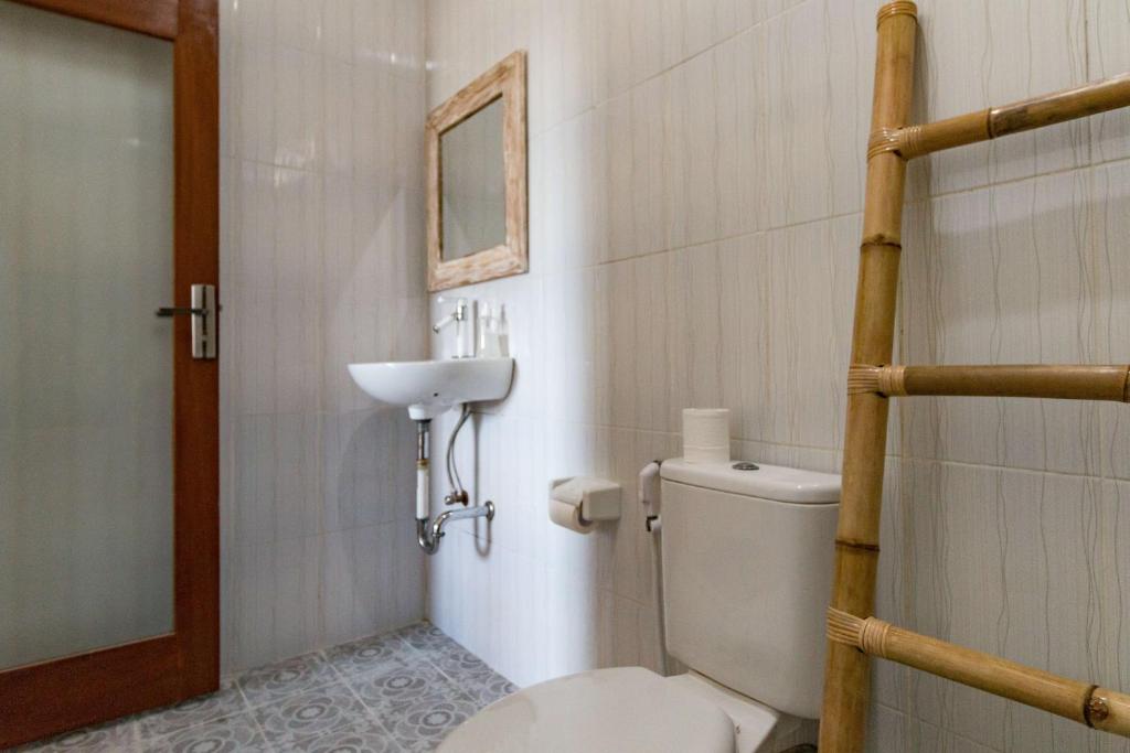 Dicky Guest House 2 Batu Bolong Dicky Guest House 2 Batu Bolong