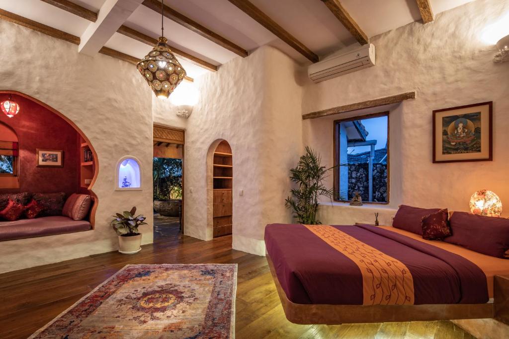 Casa Mila - 4 BR Luxury Family Villa 5 Min from Canggu Beach - Bali Casa Mila - 4 BR Luxury Family Villa 5 Min from Canggu Beach - Bali