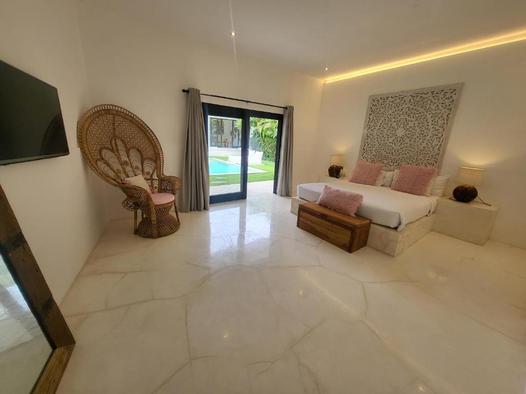 Villa Noah by Love is Simple Villa Noah by Love is Simple