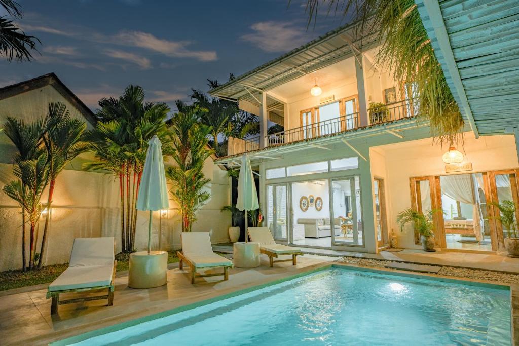 Villa Piece Of Peace private 3BR with large pool and garden Villa Piece Of Peace private 3BR with large pool and garden