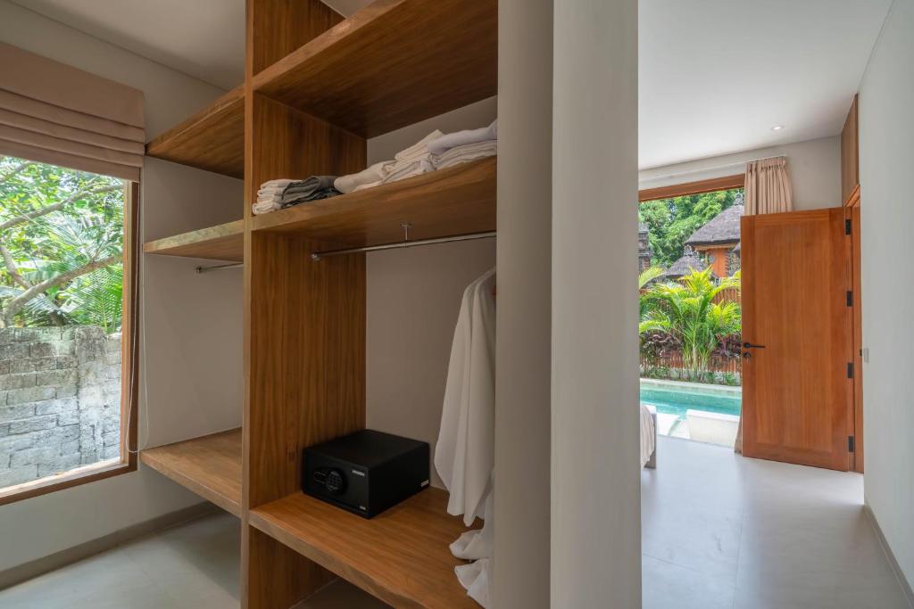Dreamscape Haven - Heavenly 2BR Villa with Rooftop in Pererenan! Dreamscape Haven - Heavenly 2BR Villa with Rooftop in Pererenan!