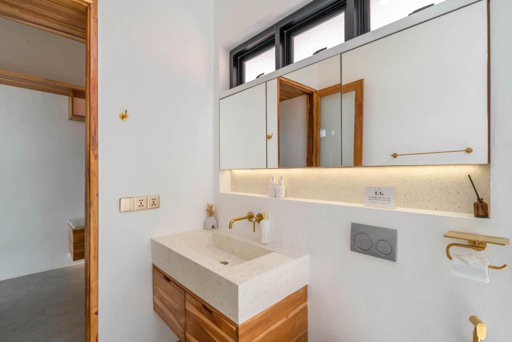 Finity A : Romantic and Charming 1BR Villa in Canggu Finity A : Romantic and Charming 1BR Villa in Canggu