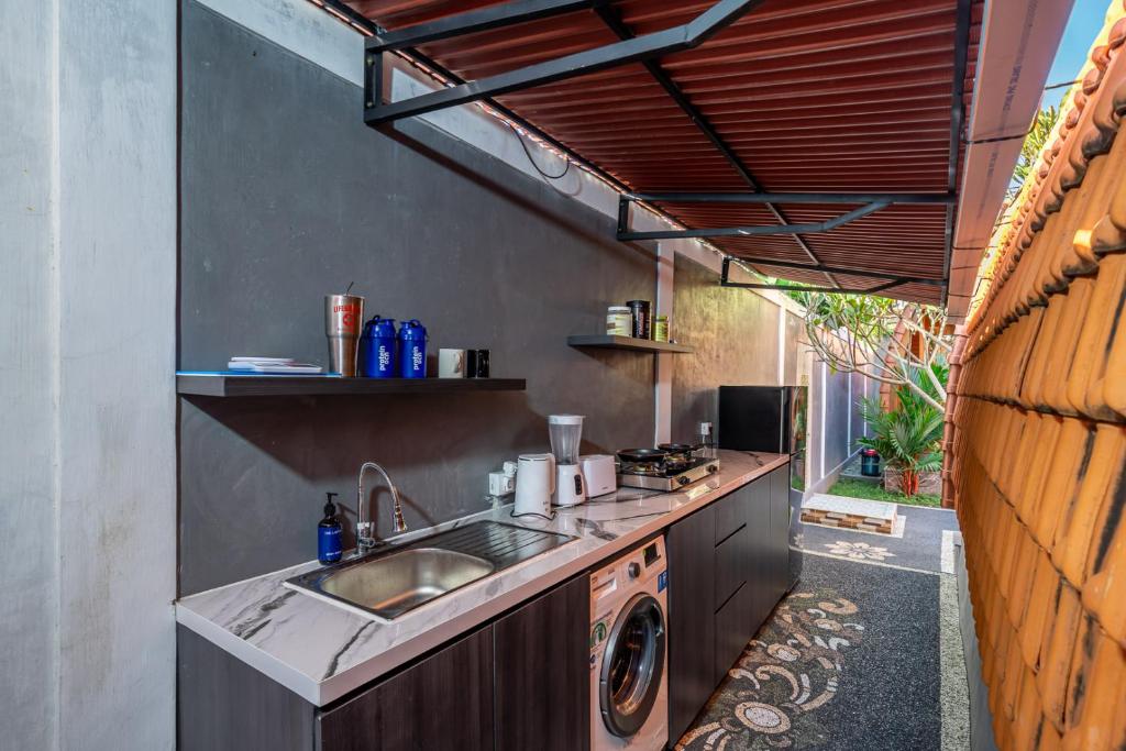 Villa Youlas Canggu Free Coworking Space Villa Youlas Canggu Free Coworking Space