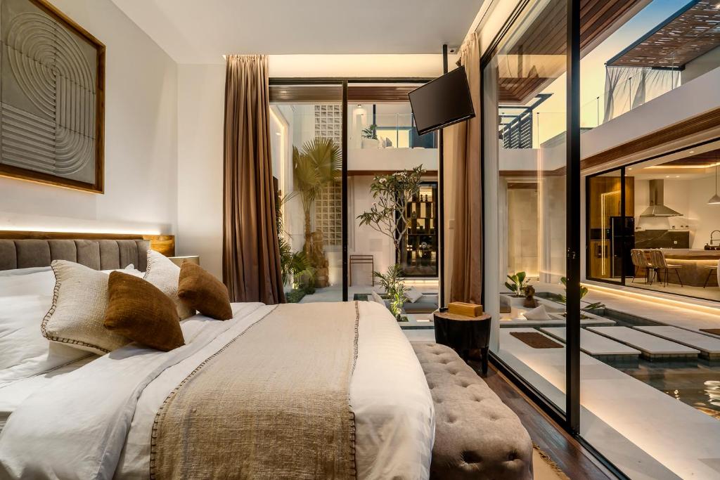 Priviere Luxury Villa - Canggu