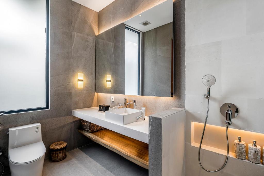 Priviere Luxury Villa - Canggu