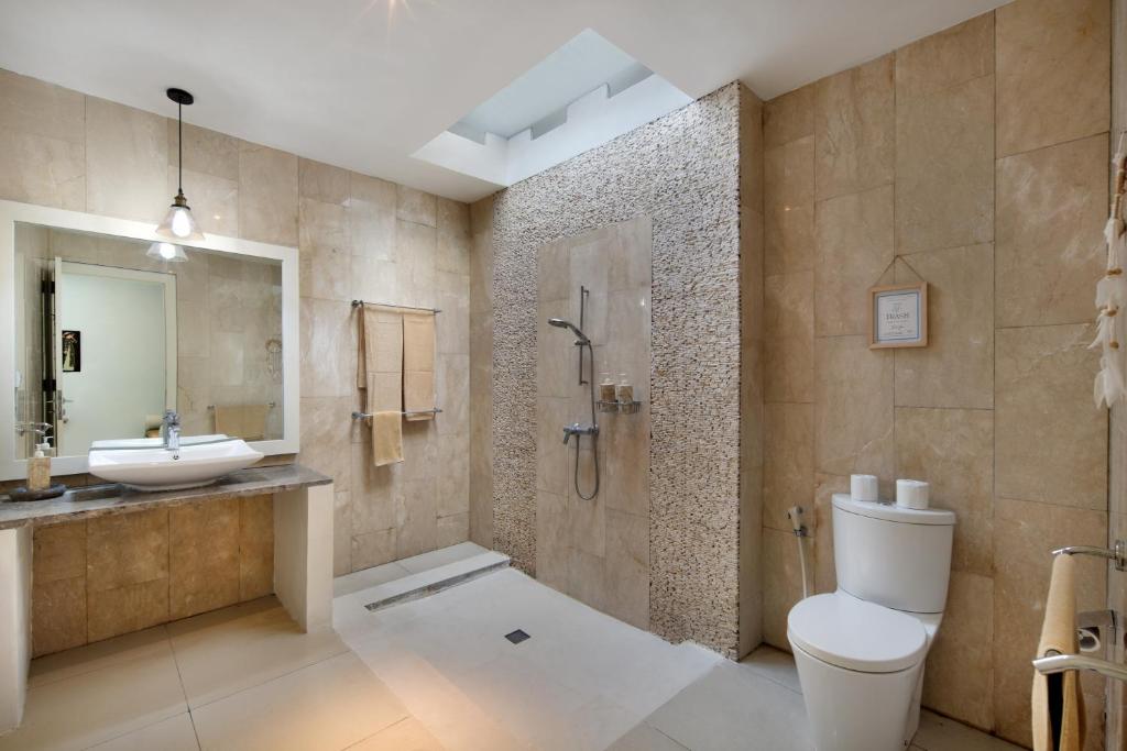 3BR Villa Shree Canggu beach - Parking, Wifi & Pool