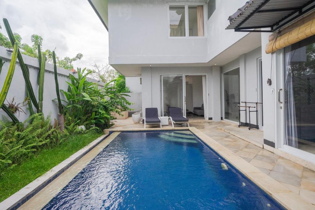 Villa Blue Margarita Canggu Villa Blue Margarita Canggu