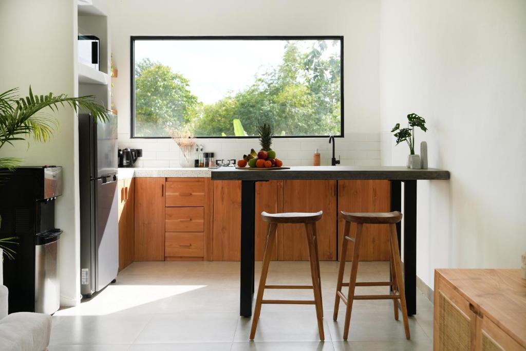 Orana Sole - Vibrant 2BR Boho Near Canggu w Private Pool Orana Sole - Vibrant 2BR Boho Near Canggu w Private Pool