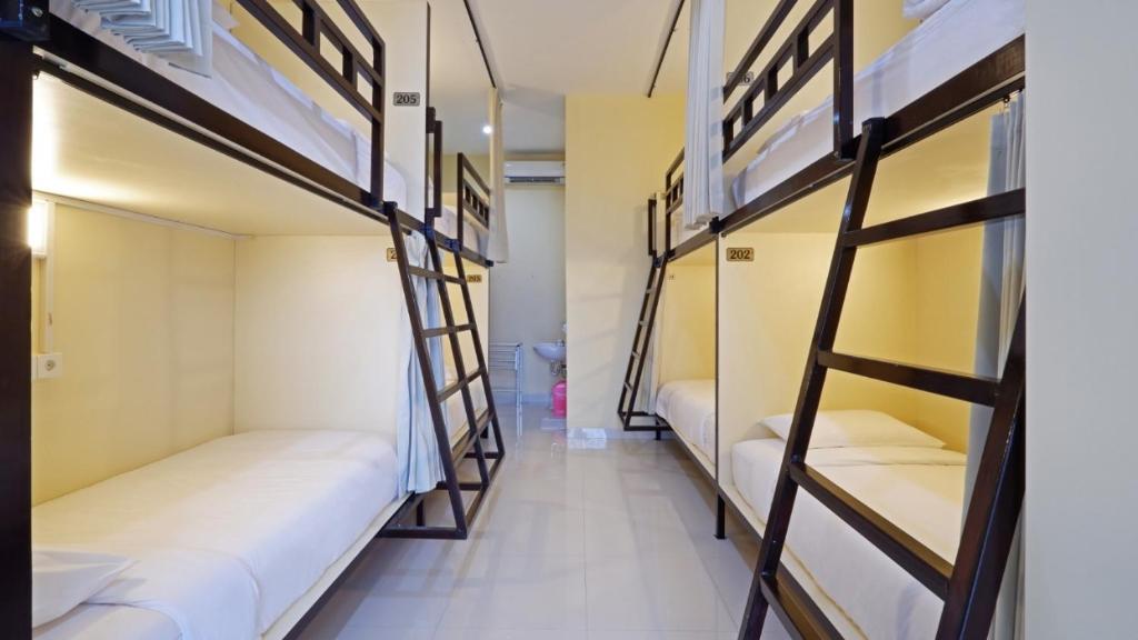V Canggu Dormitory V Canggu Dormitory