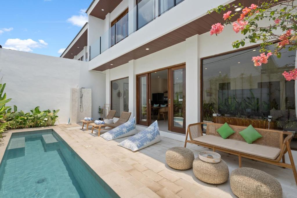 Roselle Villa by Betterplace