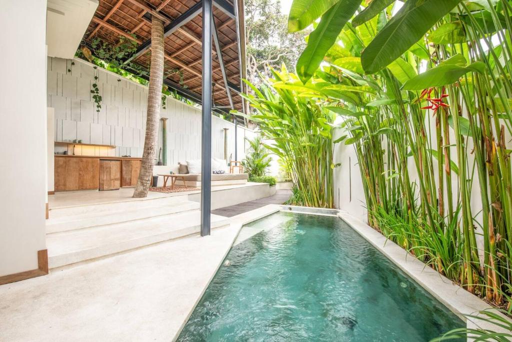 Stunning 1-BR Villa with Pool, Echo Beach 4mins Stunning 1-BR Villa with Pool, Echo Beach 4mins