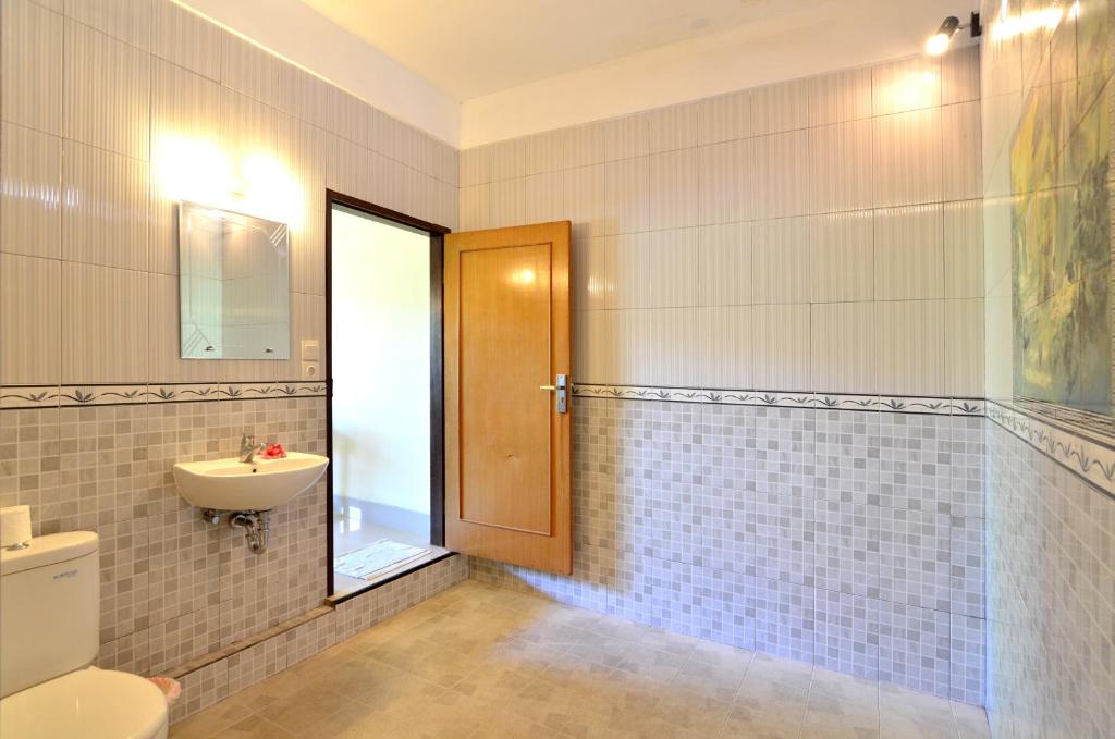 Arik Homestay Canggu Arik Homestay Canggu