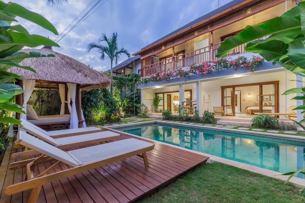 Brand NEW! Villa Casa Maladewa in Prime Canggu Location 300m from Beach Brand NEW! Villa Casa Maladewa in Prime Canggu Location 300m from Beach