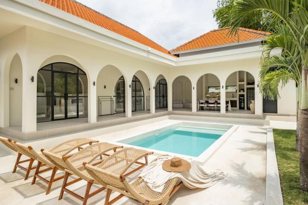 Private Villa Rayana By OriVista