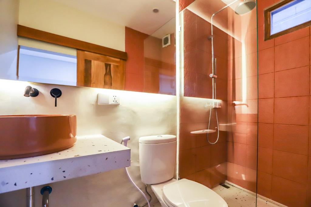 Red Studio F - Euro Standard in Canggu Best Area Red Studio F - Euro Standard in Canggu Best Area