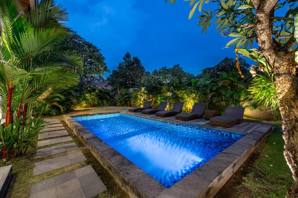 Villa Aruna Batu Bolong Beauty 5 bed air/con living Villa Aruna Batu Bolong Beauty 5 bed air/con living