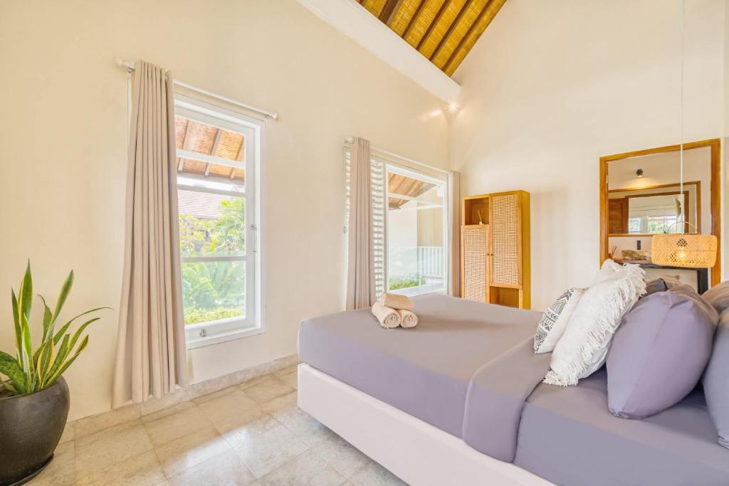 Villa Milano - Private 6 BDR Villa in Seminyak, prime Location, Pool & Garden Villa Milano - Private 6 BDR Villa in Seminyak, prime Location, Pool & Garden