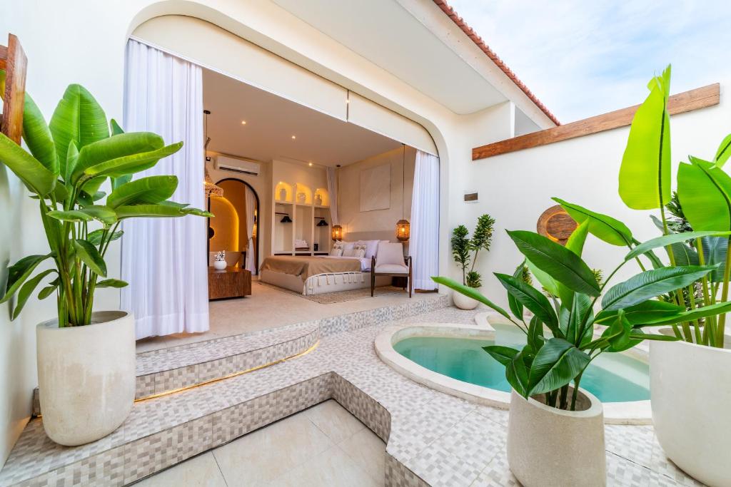 Luxe Private Pool Villa Amara 2 by OriVista Luxe Private Pool Villa Amara 2 by OriVista