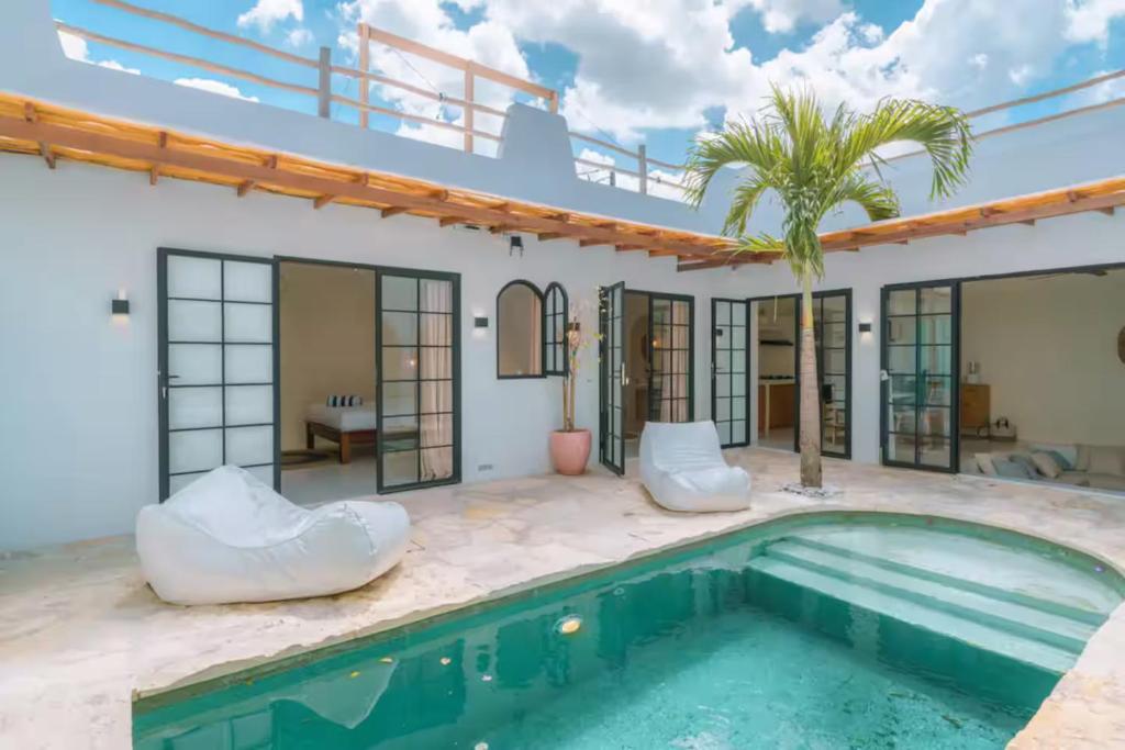 Villa Aurelia - 2 Bedrooms Rooftop Villa in Canggu Villa Aurelia - 2 Bedrooms Rooftop Villa in Canggu