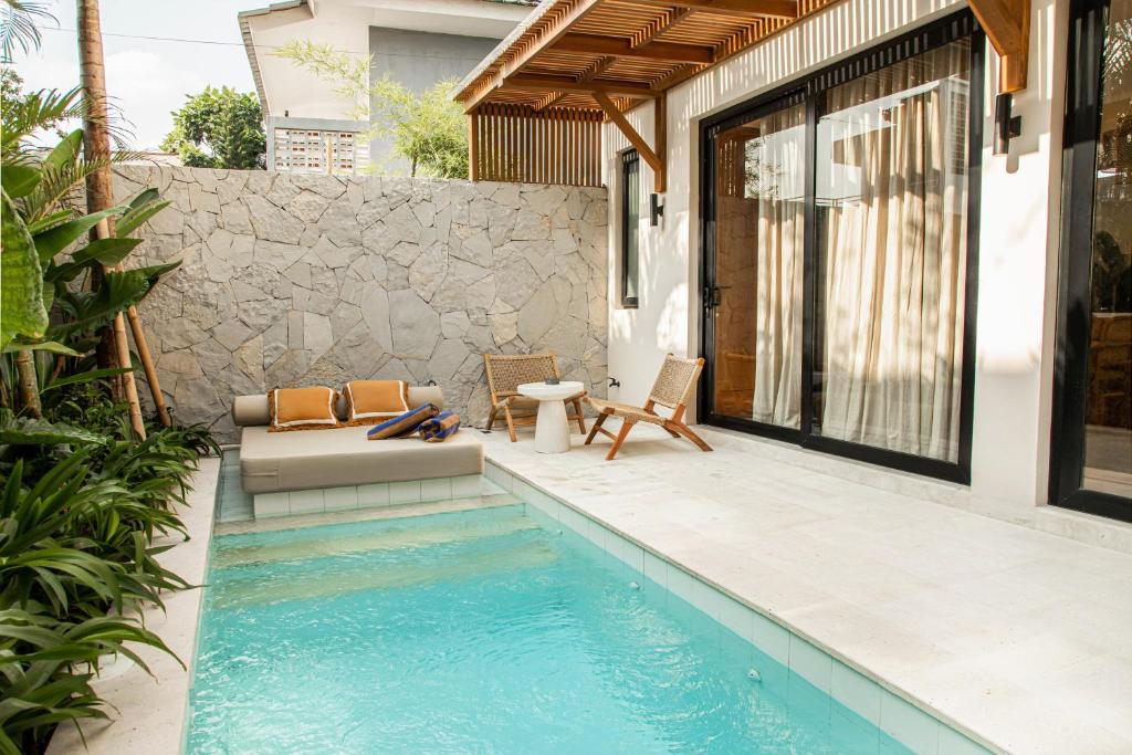 PROMO! Villa Rosa - New Luxury 1 bedroom villa in Canggu - 2 minutes to Echo beach PROMO! Villa Rosa - New Luxury 1 bedroom villa in Canggu - 2 minutes to Echo beach