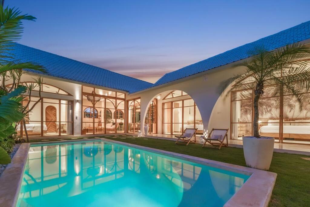 Villa Kanopi Luxurious 3BR Villa with Pool and Quick Beach Access Villa Kanopi Luxurious 3BR Villa with Pool and Quick Beach Access