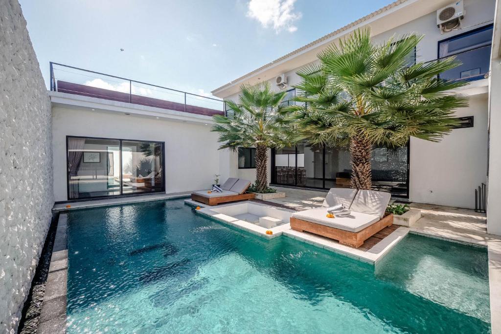 Villa MJ Modern Luxe 4BR with Big Pool & Rooftop Villa MJ Modern Luxe 4BR with Big Pool & Rooftop