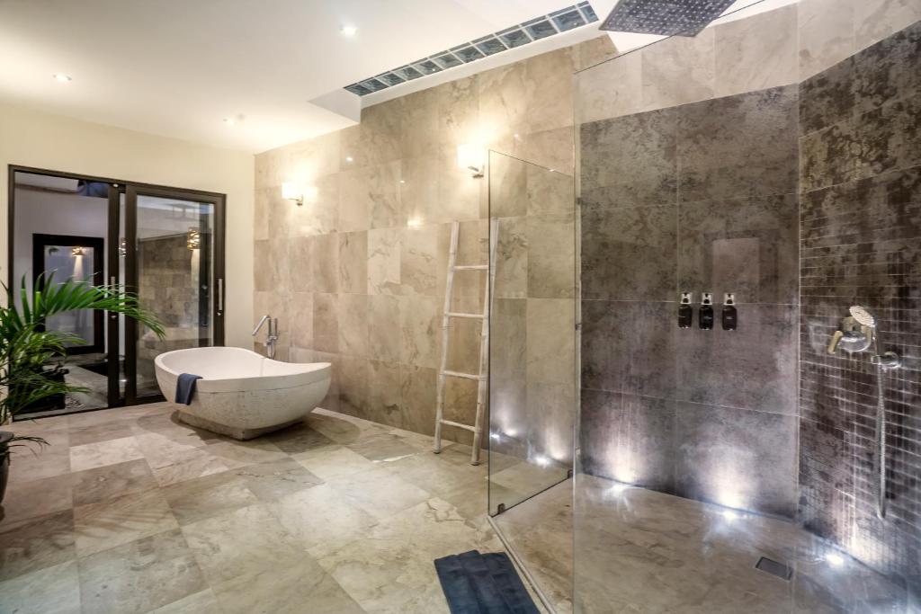 Villa Isolotto by BaliSuperHost Villa Isolotto by BaliSuperHost