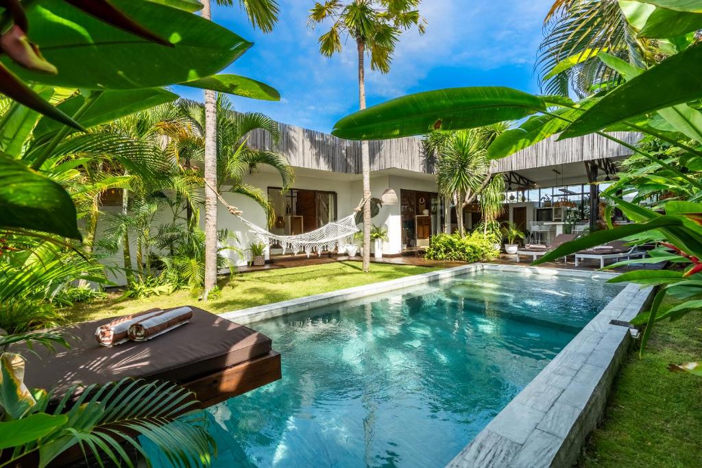 Architect stylish 3bdrs villa Amaya - Umalas Architect stylish 3bdrs villa Amaya - Umalas