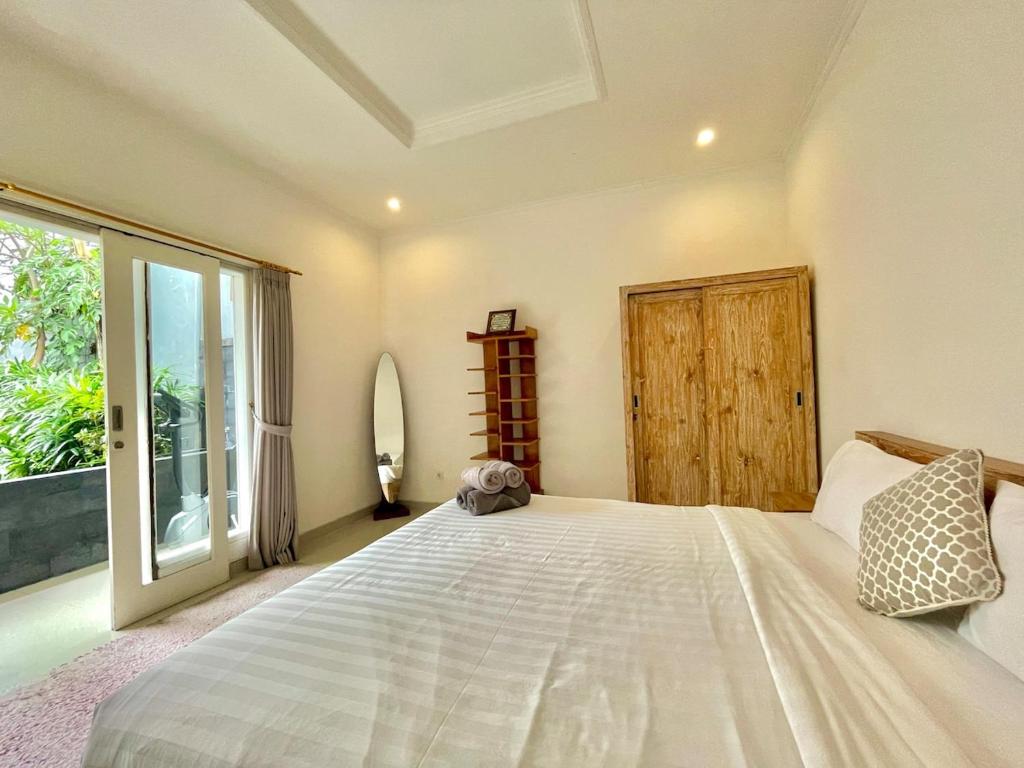 Homey Villa with Private Pool in Central Canggu Homey Villa with Private Pool in Central Canggu