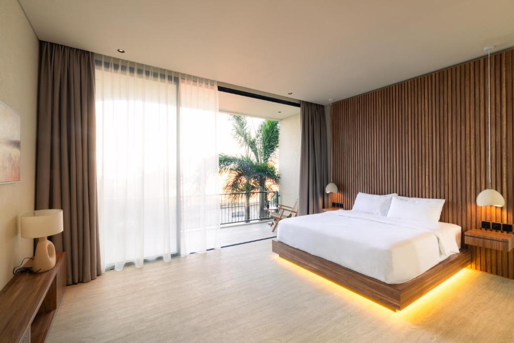 Saamu Private Luxury 3BR Villa with Pool Saamu Private Luxury 3BR Villa with Pool