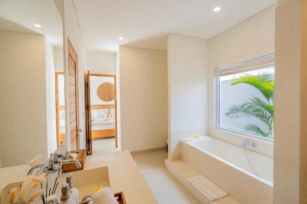 Villa Emira - 2BR Villa in Canggu Villa Emira - 2BR Villa in Canggu