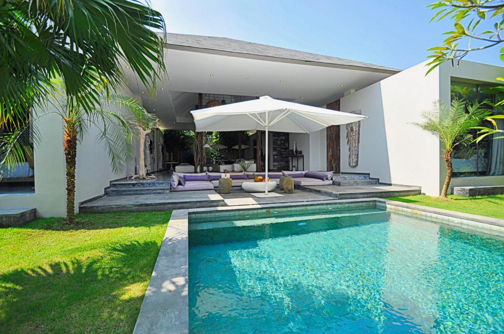 Villa Kala - Luxury Designer Villa in Amazing Location Berawa Villa Kala - Luxury Designer Villa in Amazing Location Berawa