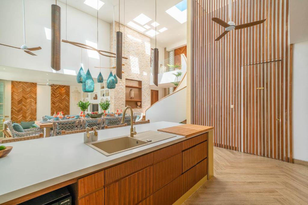 Villa Vola : Fabulous New Designer Villa Next to the Beach Villa Vola : Fabulous New Designer Villa Next to the Beach