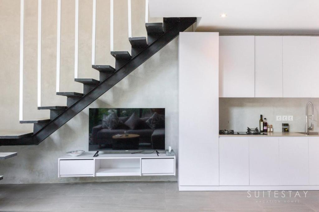 Modern Duplex With Stylish Design Modern Duplex With Stylish Design