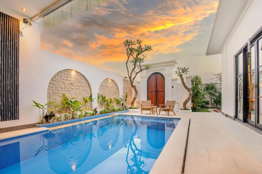 Brand New Canggu 3BR Villa-Rooftop, Gym, Projector Brand New Canggu 3BR Villa-Rooftop, Gym, Projector