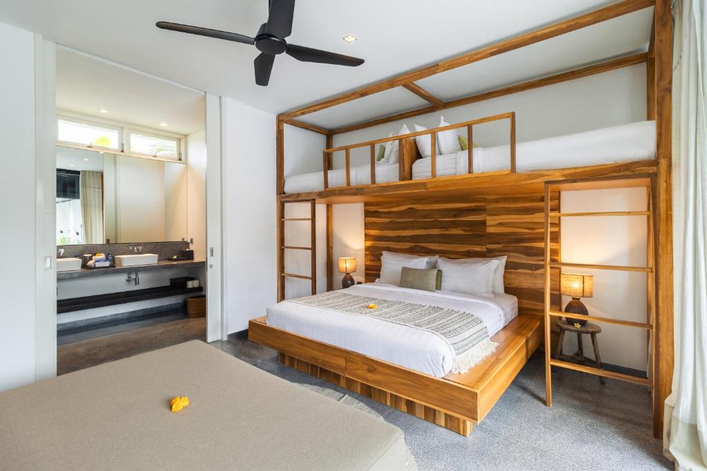 Canggu 4 Bed, Sleep Up To 10, Chef, Butler, Cinema Canggu 4 Bed, Sleep Up To 10, Chef, Butler, Cinema