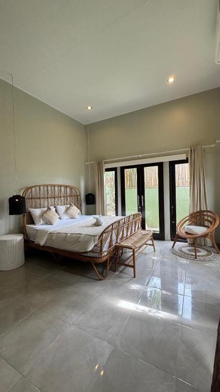 Charming Villa with Private Pool in Canggu Center Charming Villa with Private Pool in Canggu Center