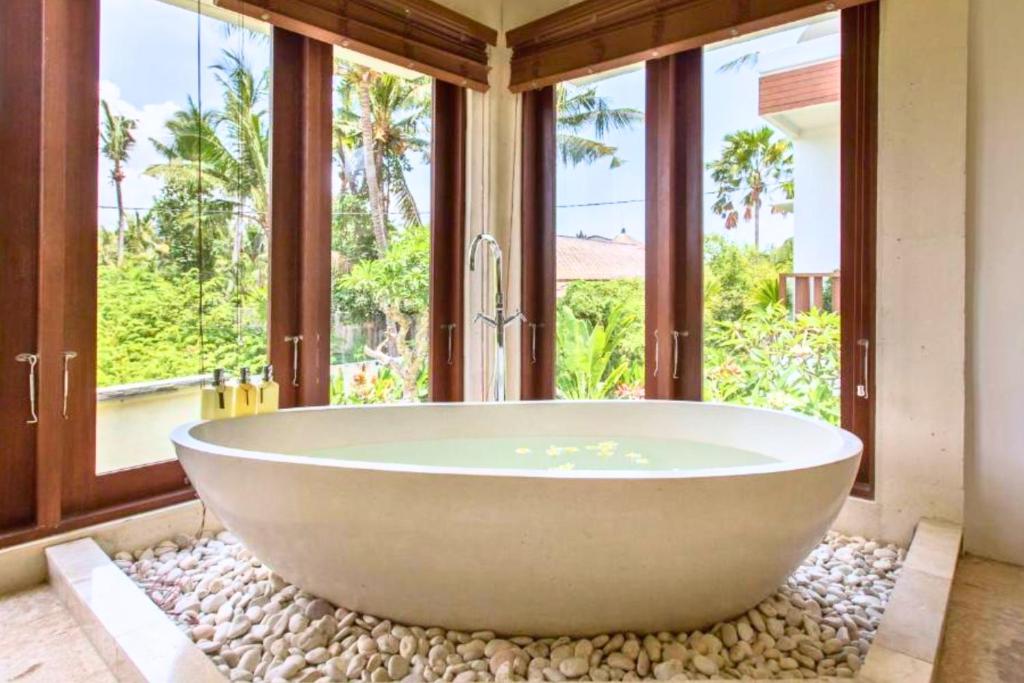Darion 3 BR Private Pool Villa JU57 Darion 3 BR Private Pool Villa JU57
