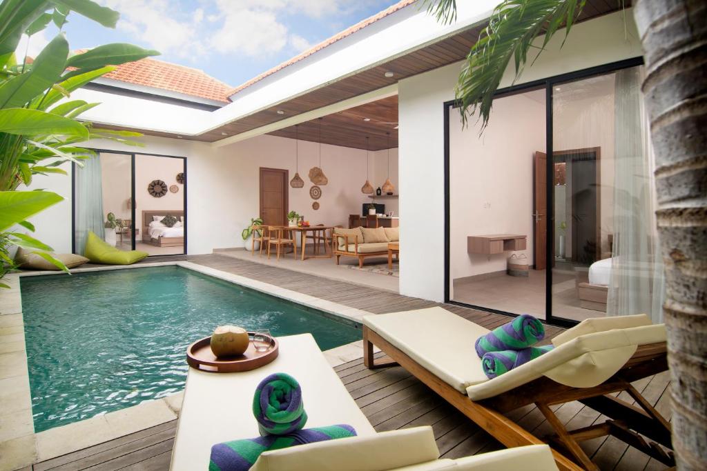 LaBumbak 01 - 2BR Villa Escape in Umalas with Private Pool LaBumbak 01 - 2BR Villa Escape in Umalas with Private Pool