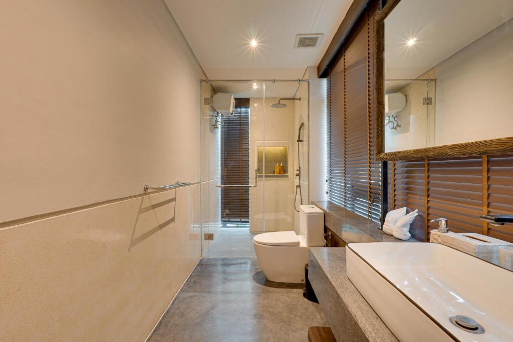 Luxury 5BR Villa Byrdland Pasisi - Canggu Luxury 5BR Villa Byrdland Pasisi - Canggu