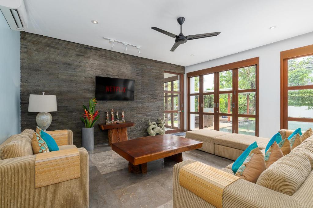 Mary's Beach Villa