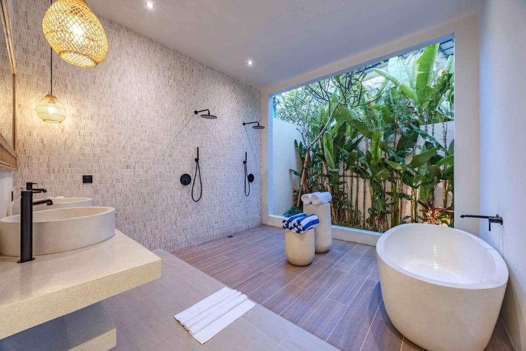 NEW Ocean-Blue Enclosed AC 1BR Villa Next To Berawa With Calming Vibes NEW Ocean-Blue Enclosed AC 1BR Villa Next To Berawa With Calming Vibes